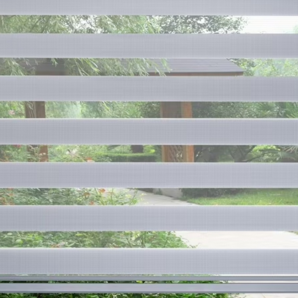 Zebra blinds 25 1/2 X 46 1/2